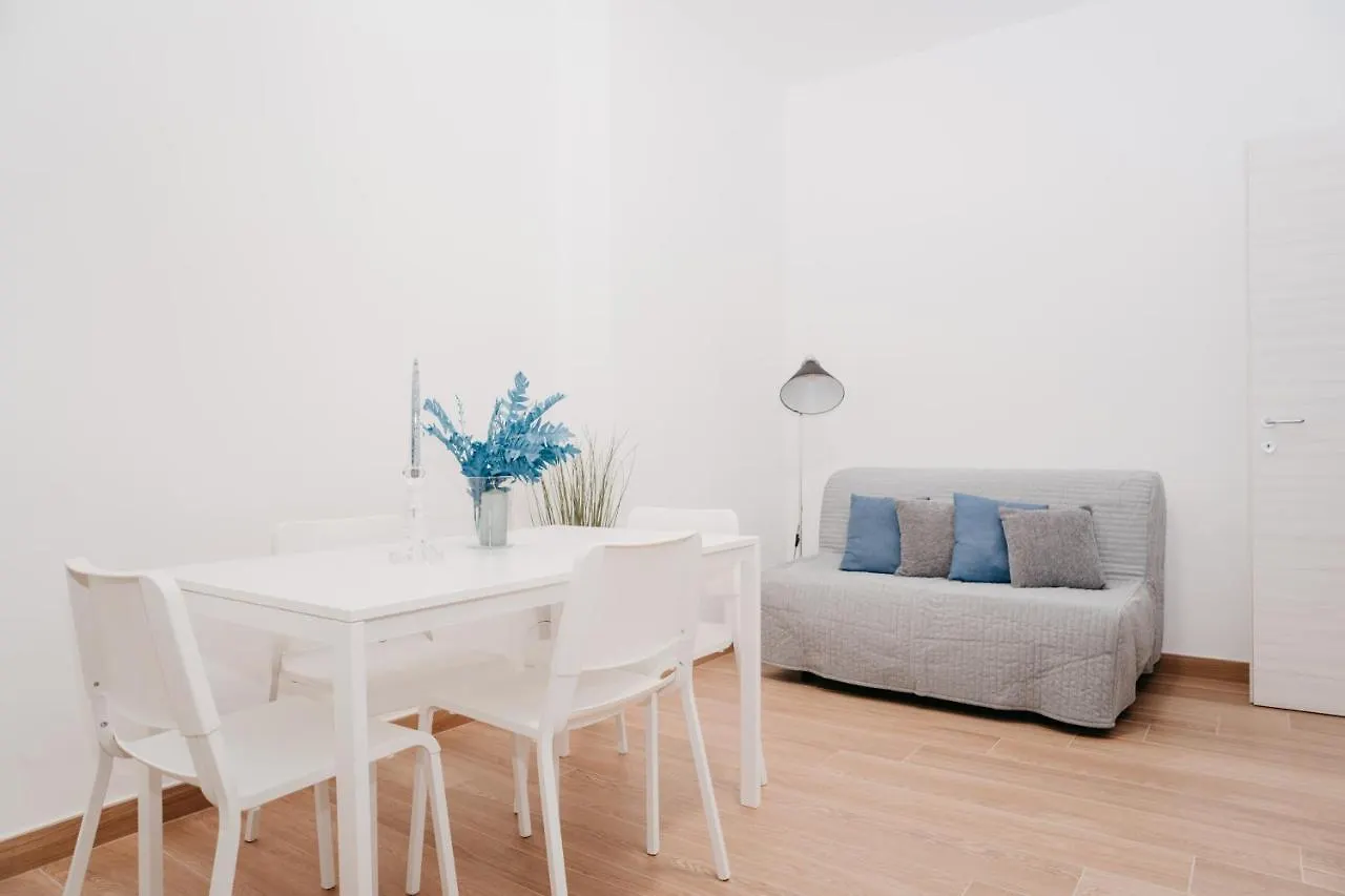 Brombeis Fantastica By Casa Napoletana - Town Center Apartment Naples Italy